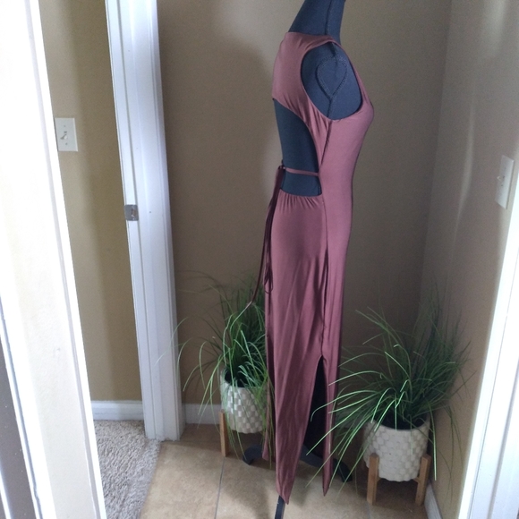 SOLD SHEIN Women's Brown Cut Out Tie Back Side Slit Dress-Size Medium - Picture 2 of 9